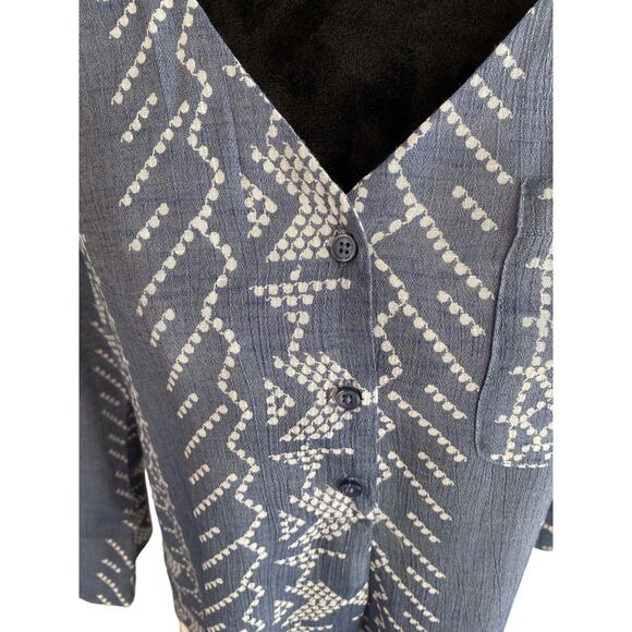 FRED DAVID BLUE AND WHITE GEO PRINT V/NECK PULLOVER TUNIC BLOUSE Sz -M - Picture 3 of 9
